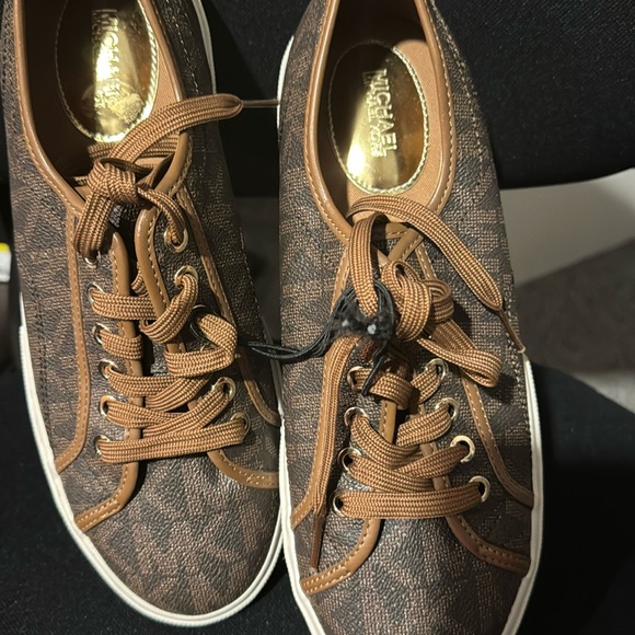 Michael Kors Women's Mabel Trainer Sneaker Brown Size 7